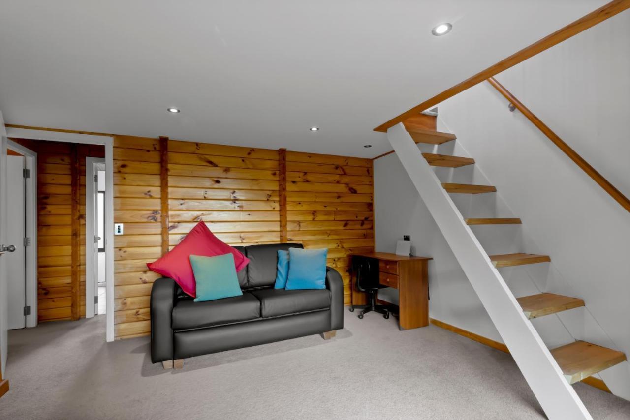 Kereru Cottage, Cosy Log Cabin, Serene Lake & Mountain Views Queenstown Exteriér fotografie