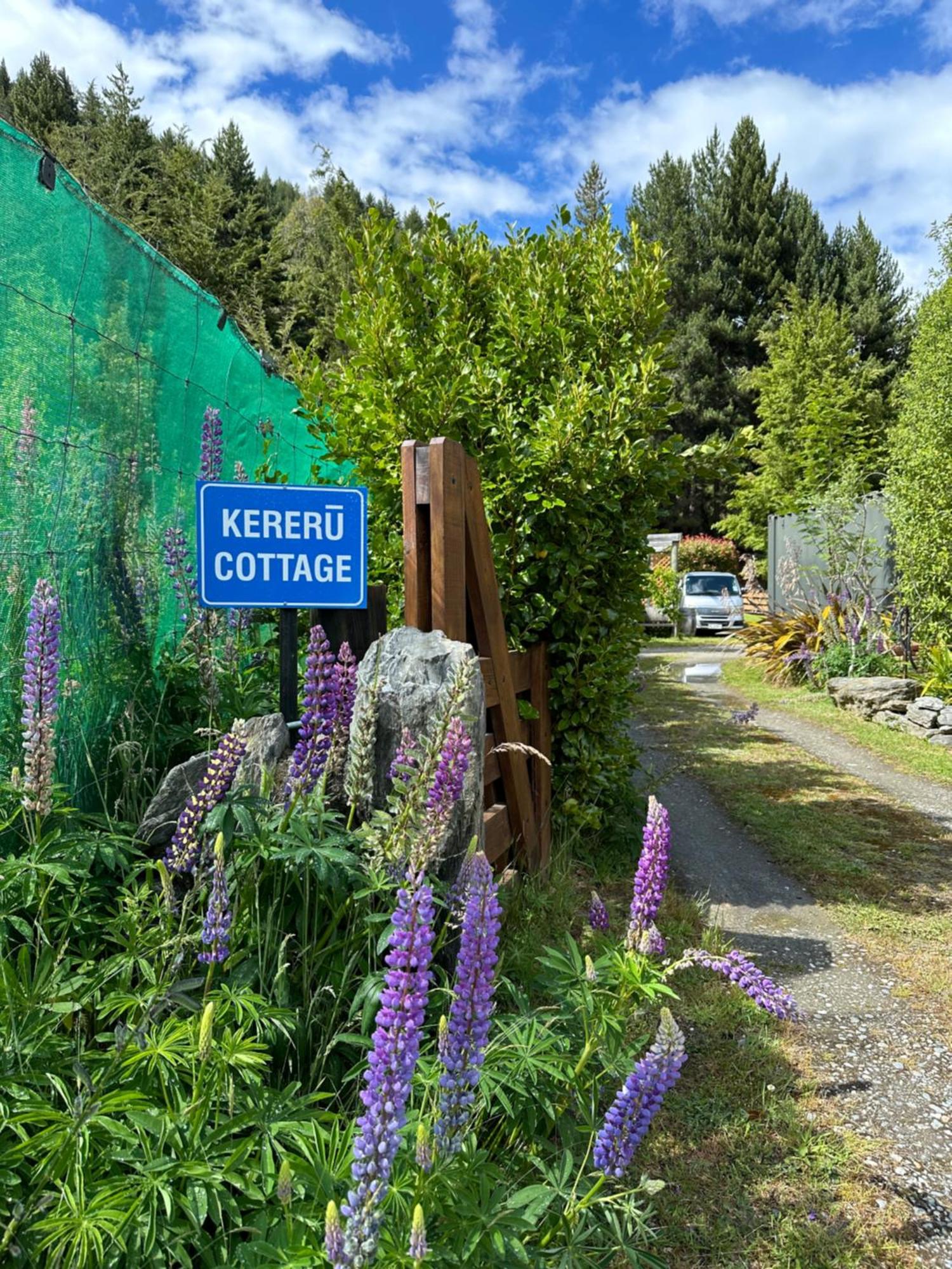 Kereru Cottage, Cosy Log Cabin, Serene Lake & Mountain Views Queenstown Exteriér fotografie